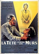LA TÊTE CONTRE LES MURS