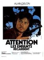ATTENTION, LES ENFANTS REGARDENT