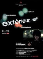 EXTÉRIEUR NUIT